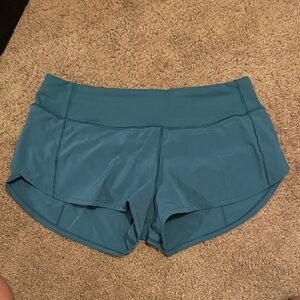 Lululemon Women's Speed Up shorts Teal Shorts size 6